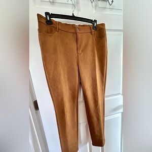 J Jill Luxe Faux-Seude pants w/back pockets. Sz 18 $ 10